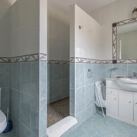 Eliana With Air Conditioning And Sea Views Вилла *