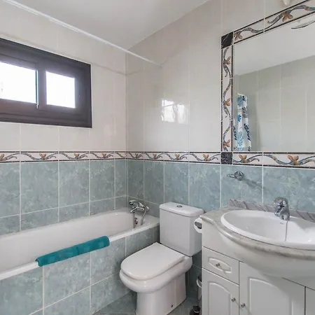 Villa Eliana With Air Conditioning And Sea Views *