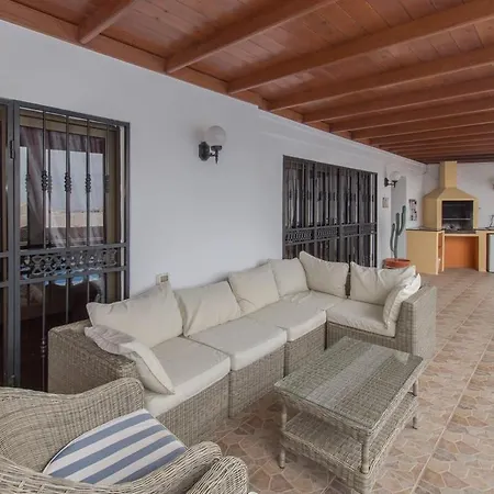Eliana With Air Conditioning And Sea Views Villa *